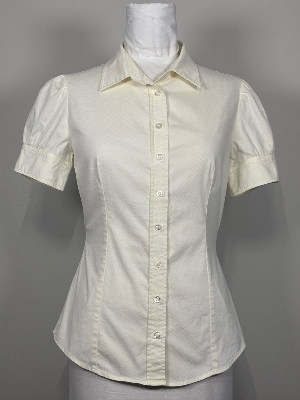 MEXX SUIT Off White Short Puff Sleeve Button Down Blouse